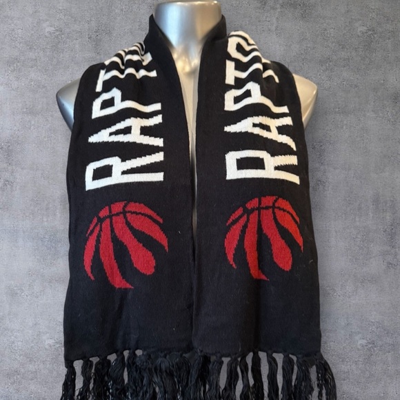 ✅ Toronto Raptors NBA Basketball Fan Scarf - Picture 1 of 13